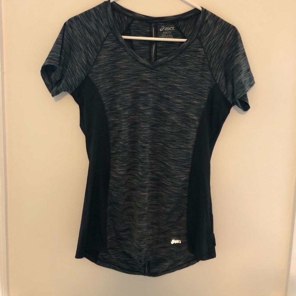 v neck athletic top